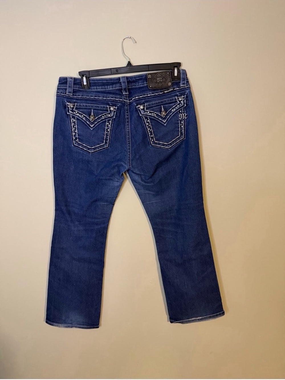 Beautiful Y2K Miss Me Easy Boot Jeans With Embellished Pockets 31” Inseam